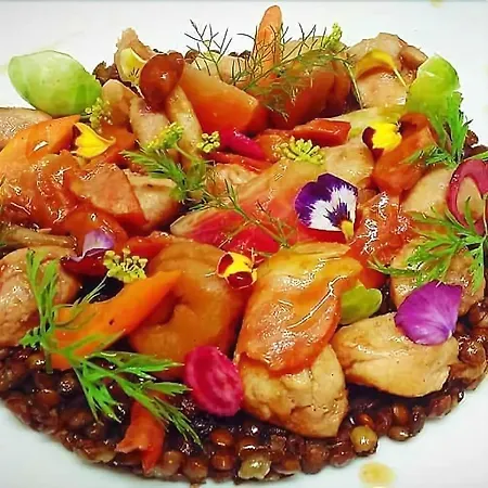Logis Restaurant Le Clos Fleuri فندق كاستيلنوداري