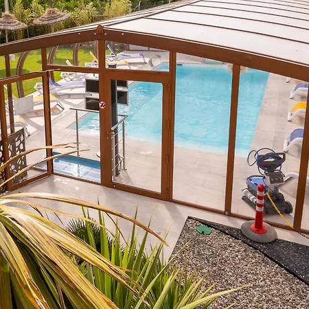 Logis Hotel Restaurant Le Clos Fleuri 3*