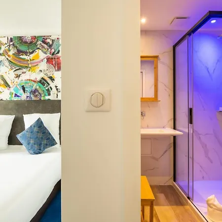 Logis Restaurant Le Clos Fleuri 3* كاستيلنوداري