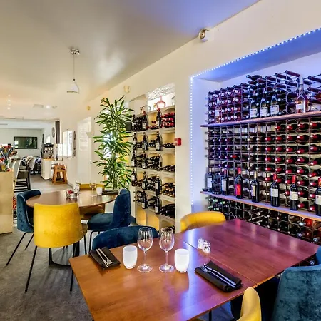 Hotel Logis Restaurant Le Clos Fleuri