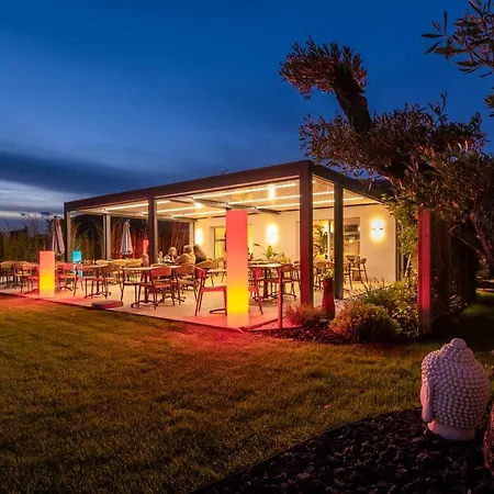 מלון Logis Restaurant Le Clos Fleuri