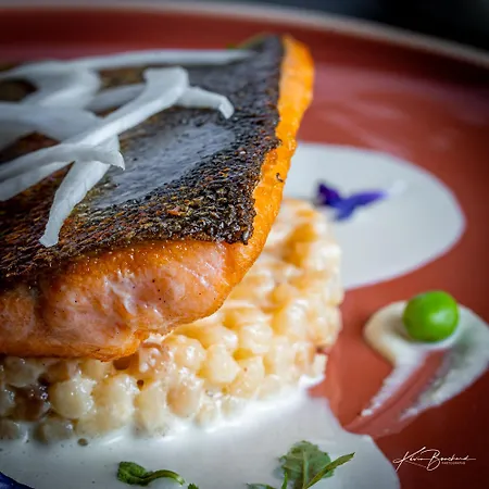 Logis Restaurant Le Clos Fleuri 호텔 3*