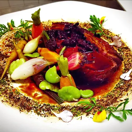 Logis Restaurant Le Clos Fleuri קסטלנודארי