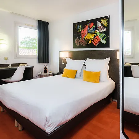 Hotel Logis Restaurant Le Clos Fleuri