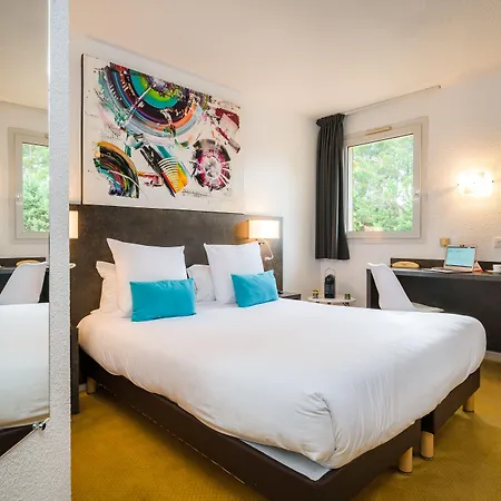 Logis Hotel Restaurant Le Clos Fleuri