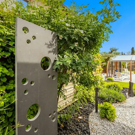 Logis Hotel Restaurant Le Clos Fleuri 3* Castelnaudary