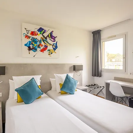 Logis Hotel Restaurant Le Clos Fleuri 3* Castelnaudary