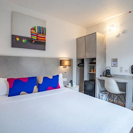 Hotel Logis Restaurant Le Clos Fleuri Castelnaudary