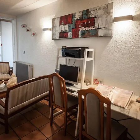 Logis Restaurant Le Clos Fleuri Hotel